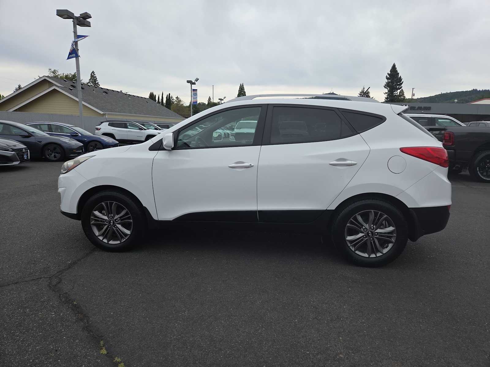 Thumbnail: 2014 Hyundai Tucson - 11