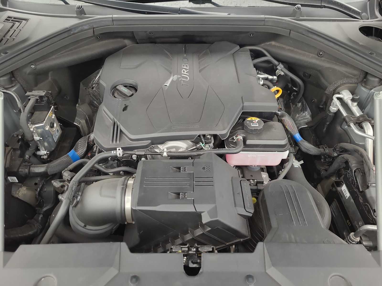 Thumbnail: 2025 Genesis GV70 - 17