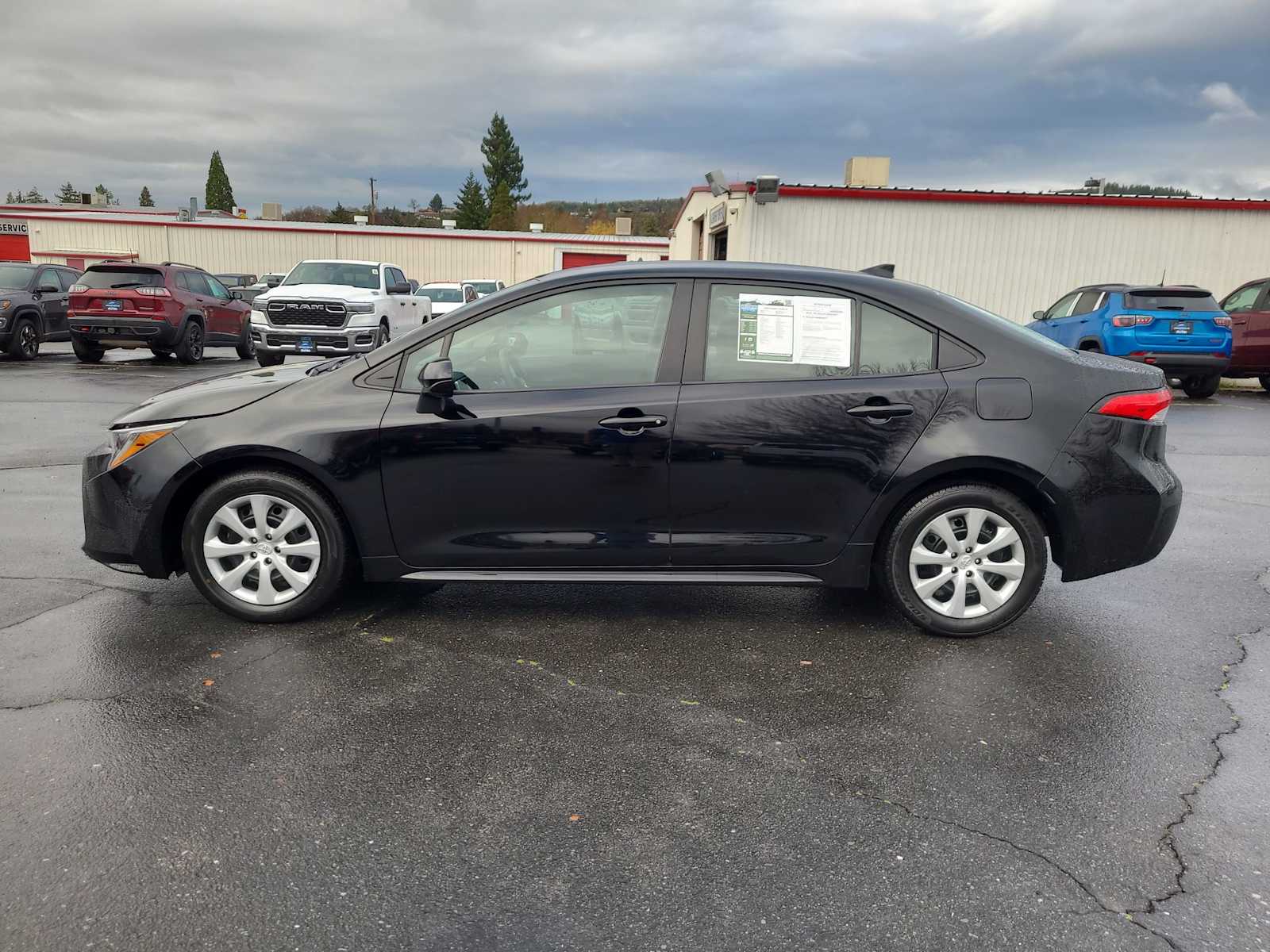 Thumbnail: 2024 Toyota Corolla - 11