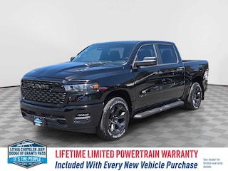 2026 Ram 1500 EXPRESS CREW CAB 4X4 5'7 BOX Pickup