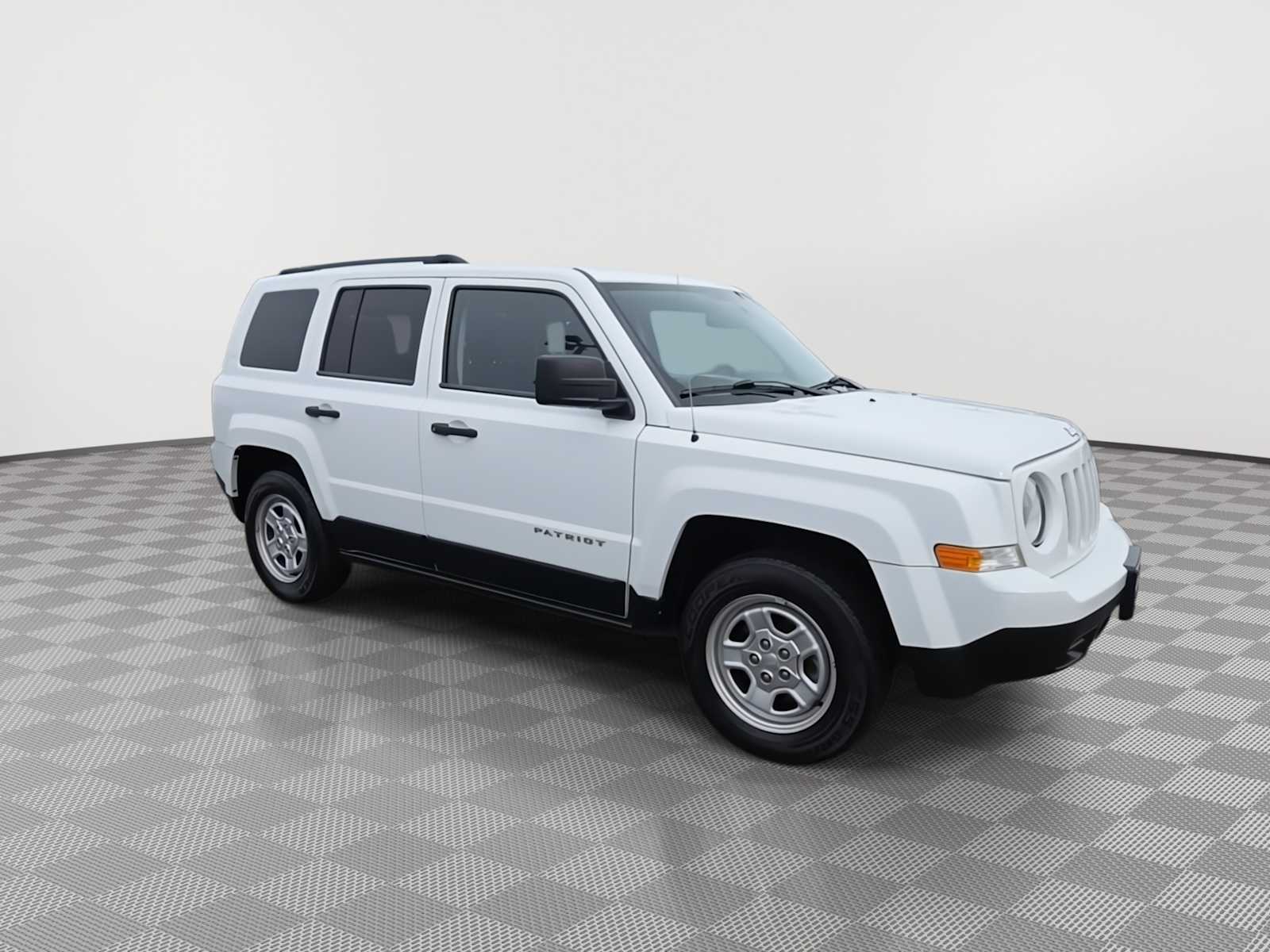 Used 2013 Jeep Patriot Sport with VIN 1C4NJPBAXDD130030 for sale in Grants Pass, OR