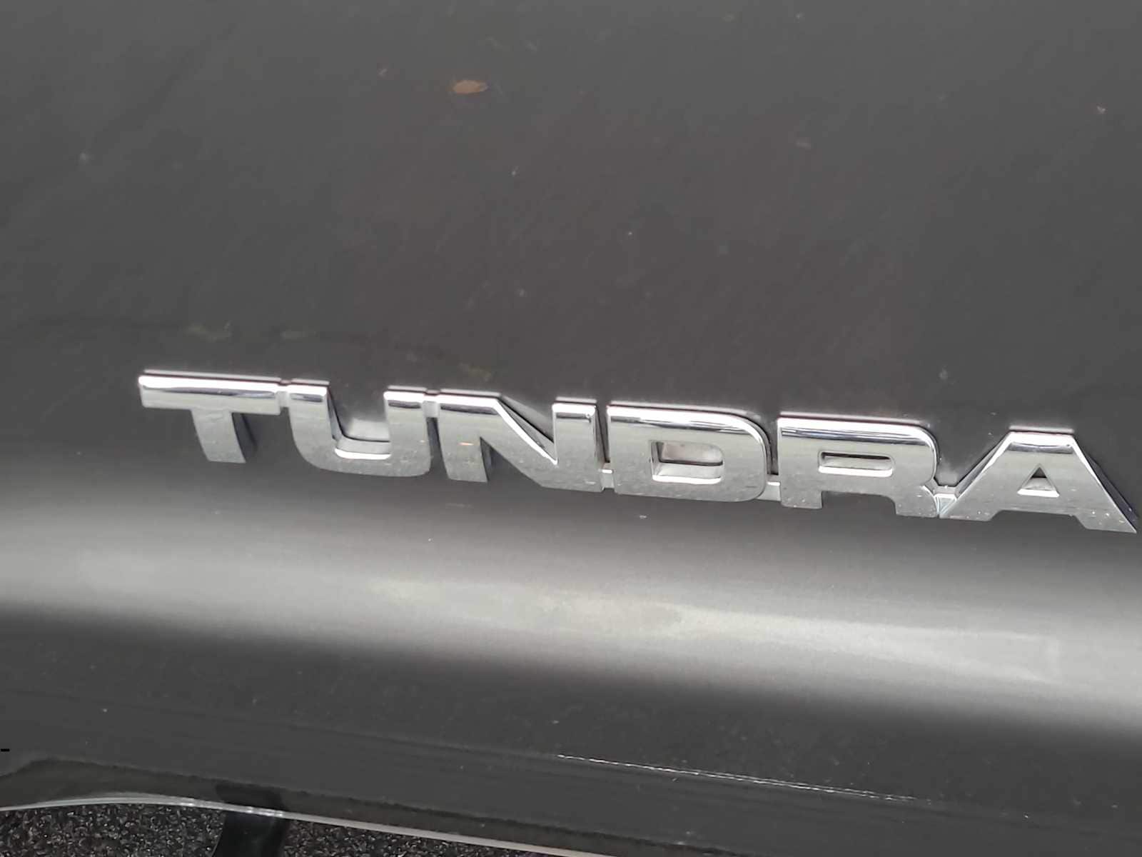 Thumbnail: 2011 Toyota Tundra - 15