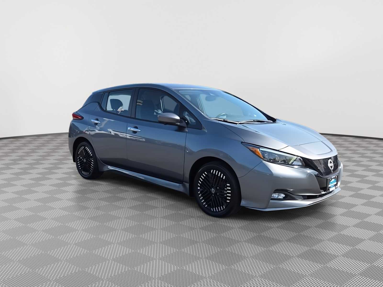 Used 2024 Nissan LEAF SV PLUS with VIN 1N4CZ1CV3RC556045 for sale in Grants Pass, OR