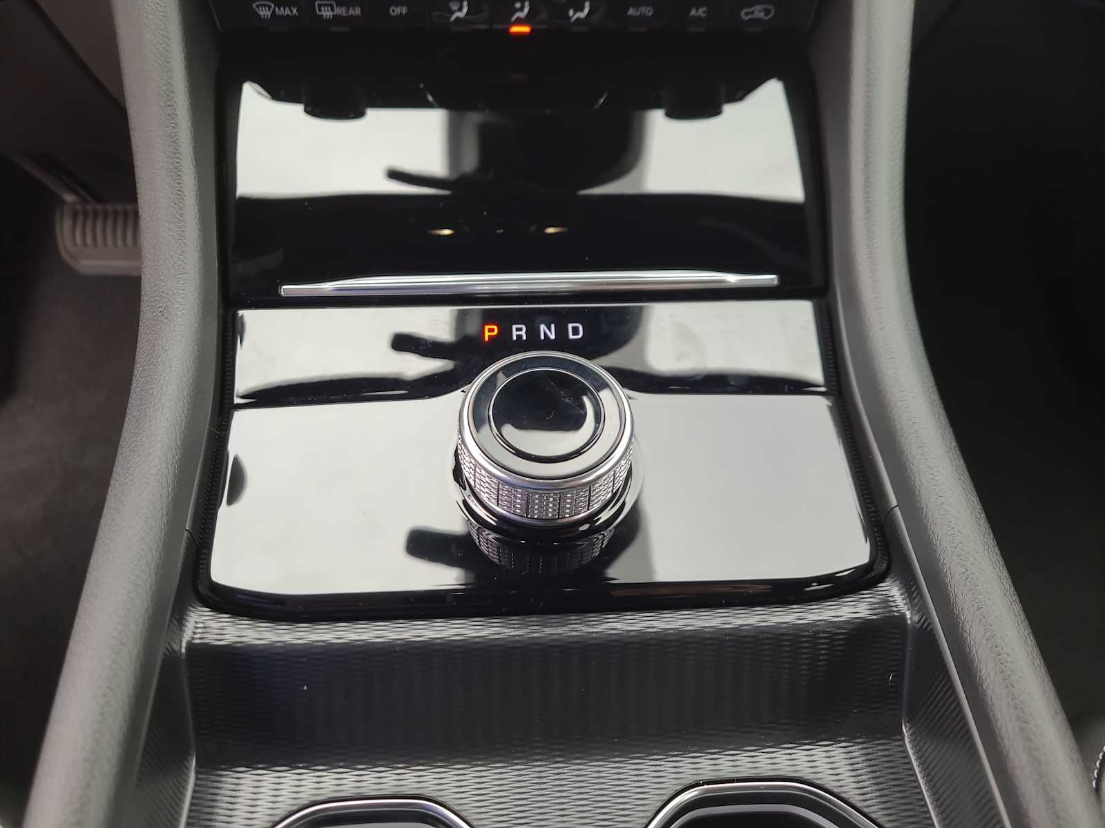 Thumbnail: 2025 Jeep Grand Cherokee - 25