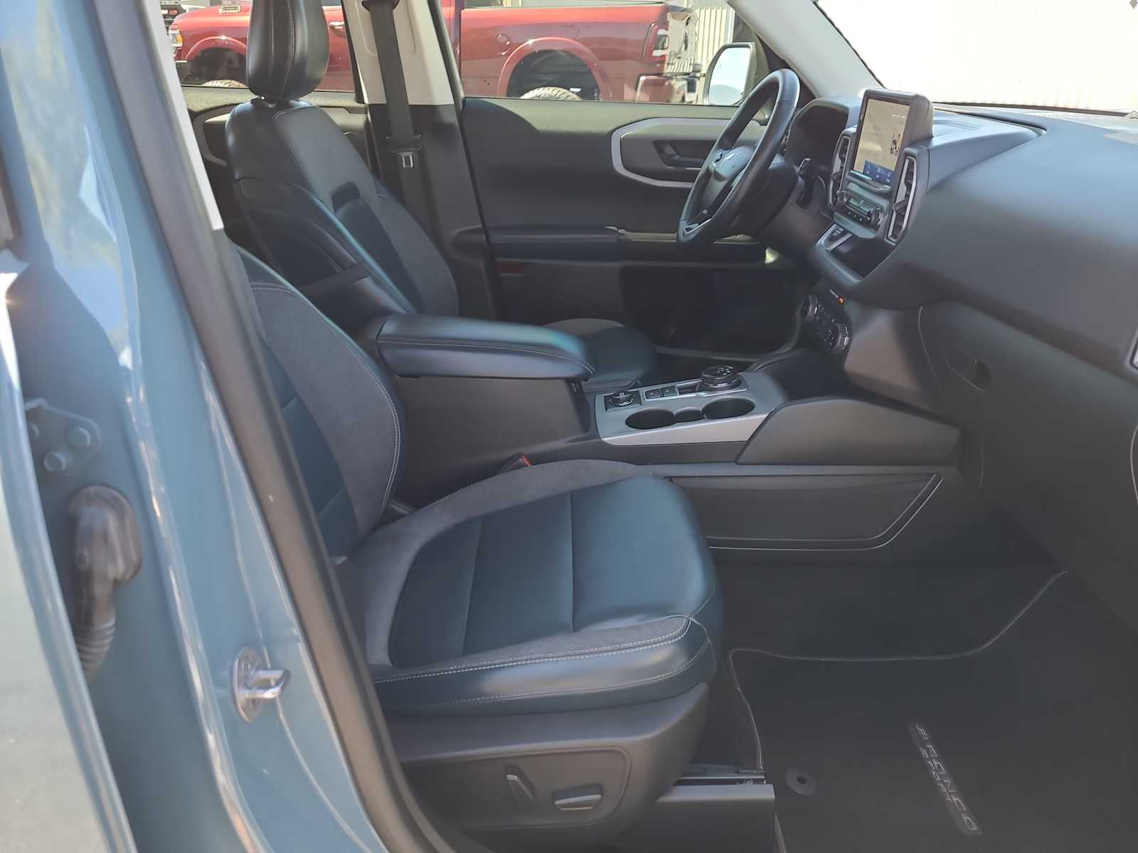 Thumbnail: 2022 Ford Bronco Sport - 22