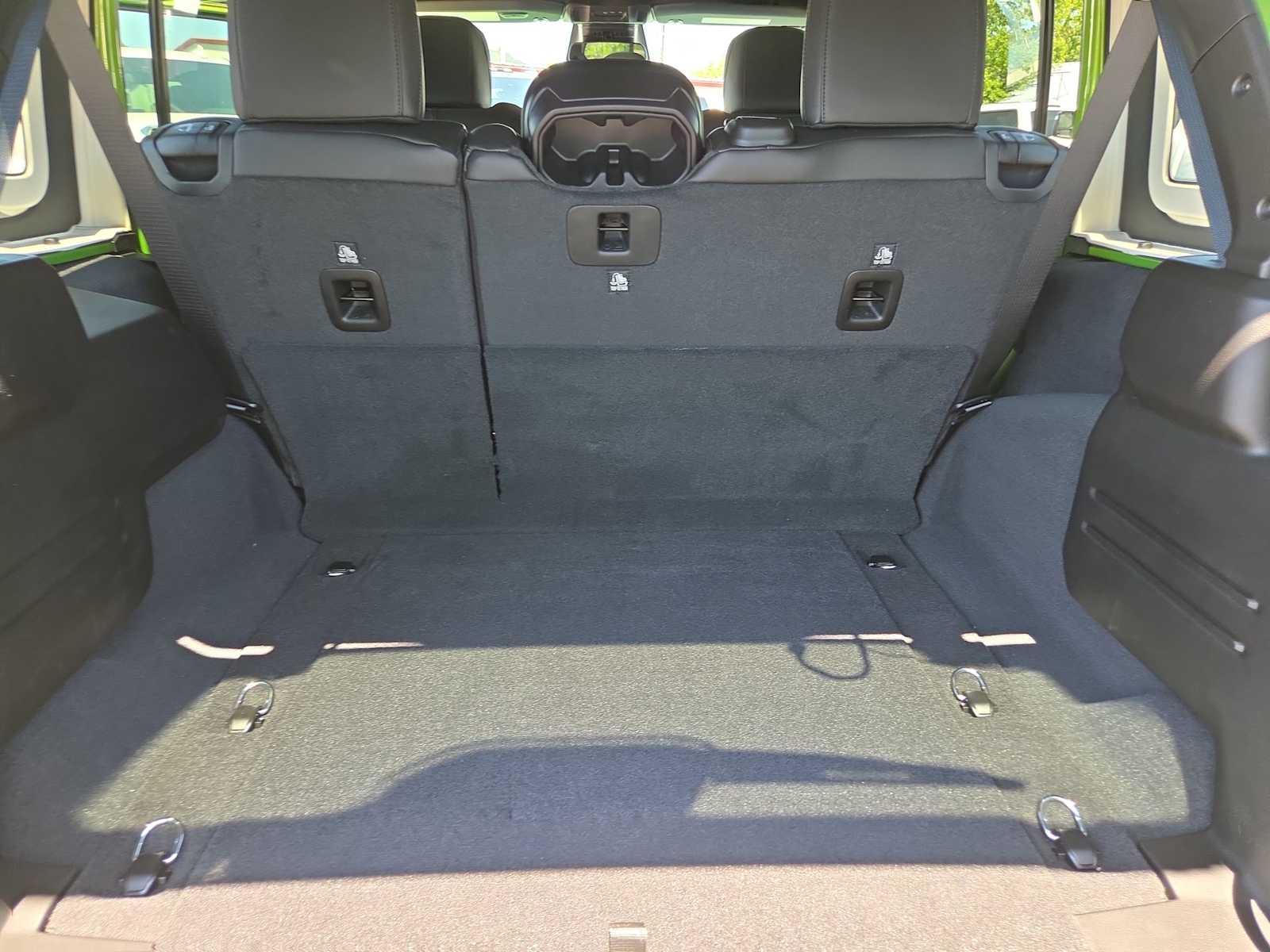 Thumbnail: 2026 Jeep Wrangler - 27