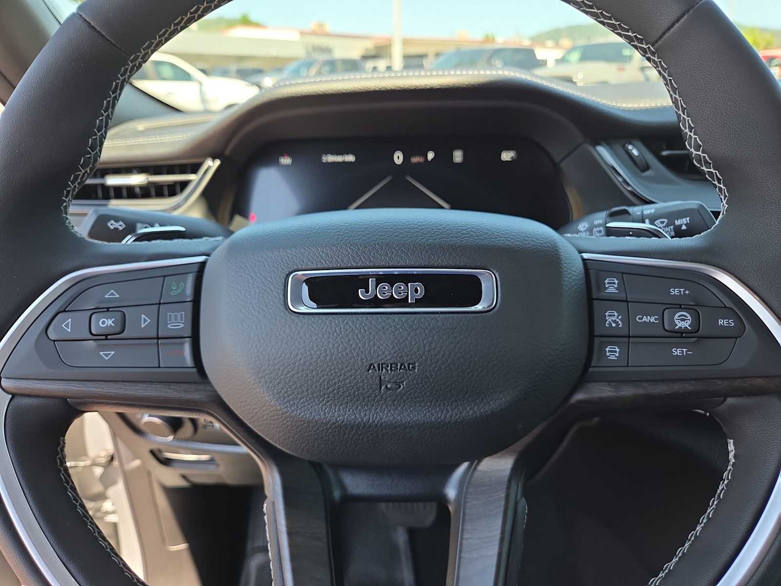Thumbnail: 2026 Jeep Grand Cherokee - 23