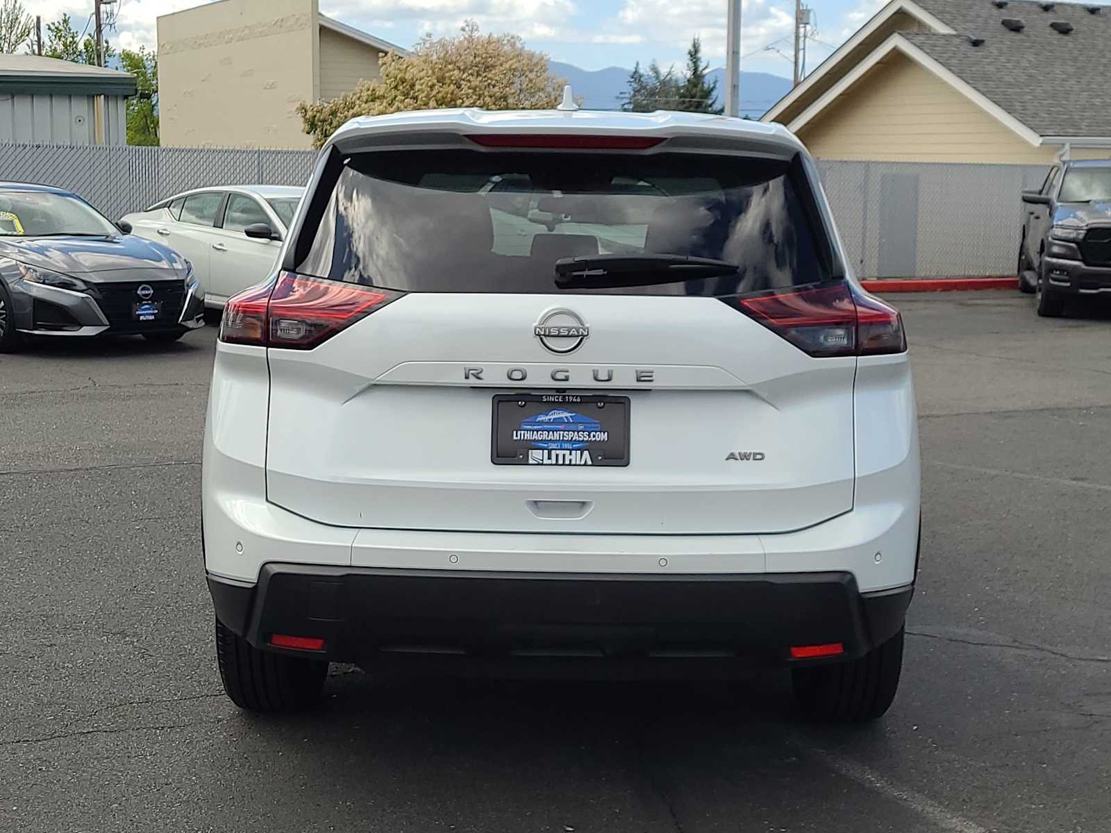 Thumbnail: 2025 Nissan Rogue - 12