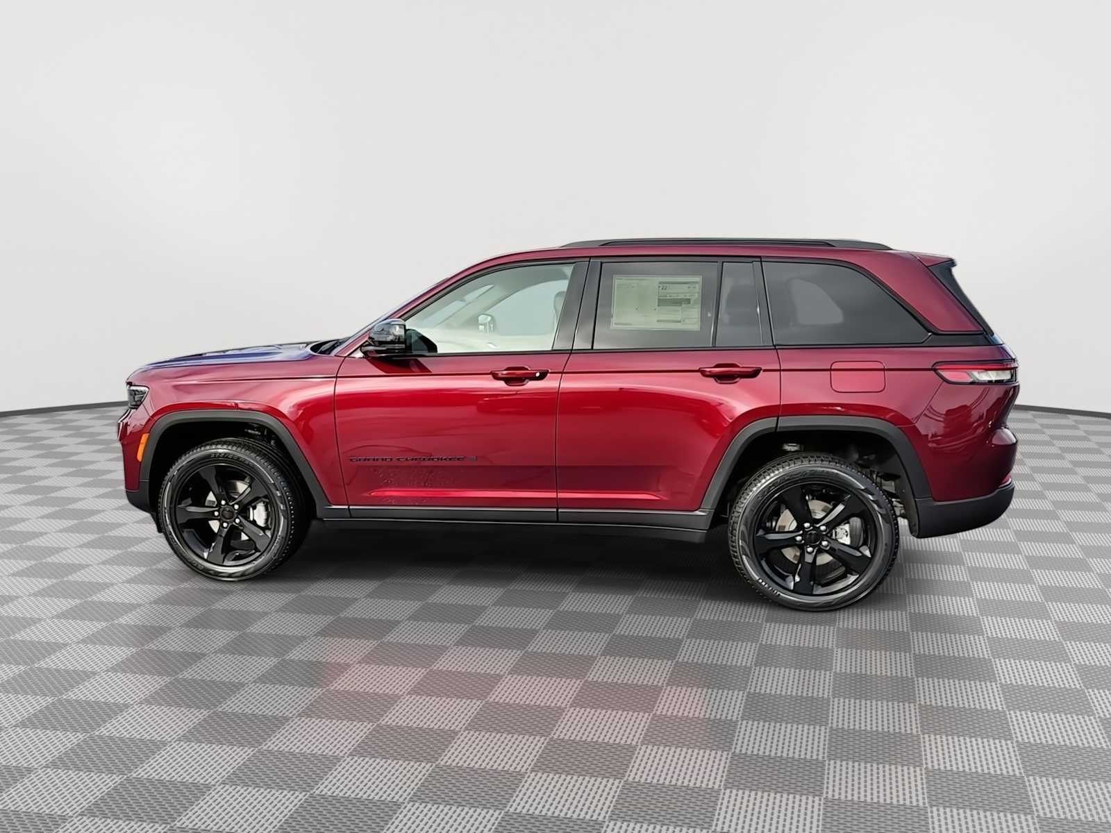Thumbnail: 2025 Jeep Grand Cherokee - 5