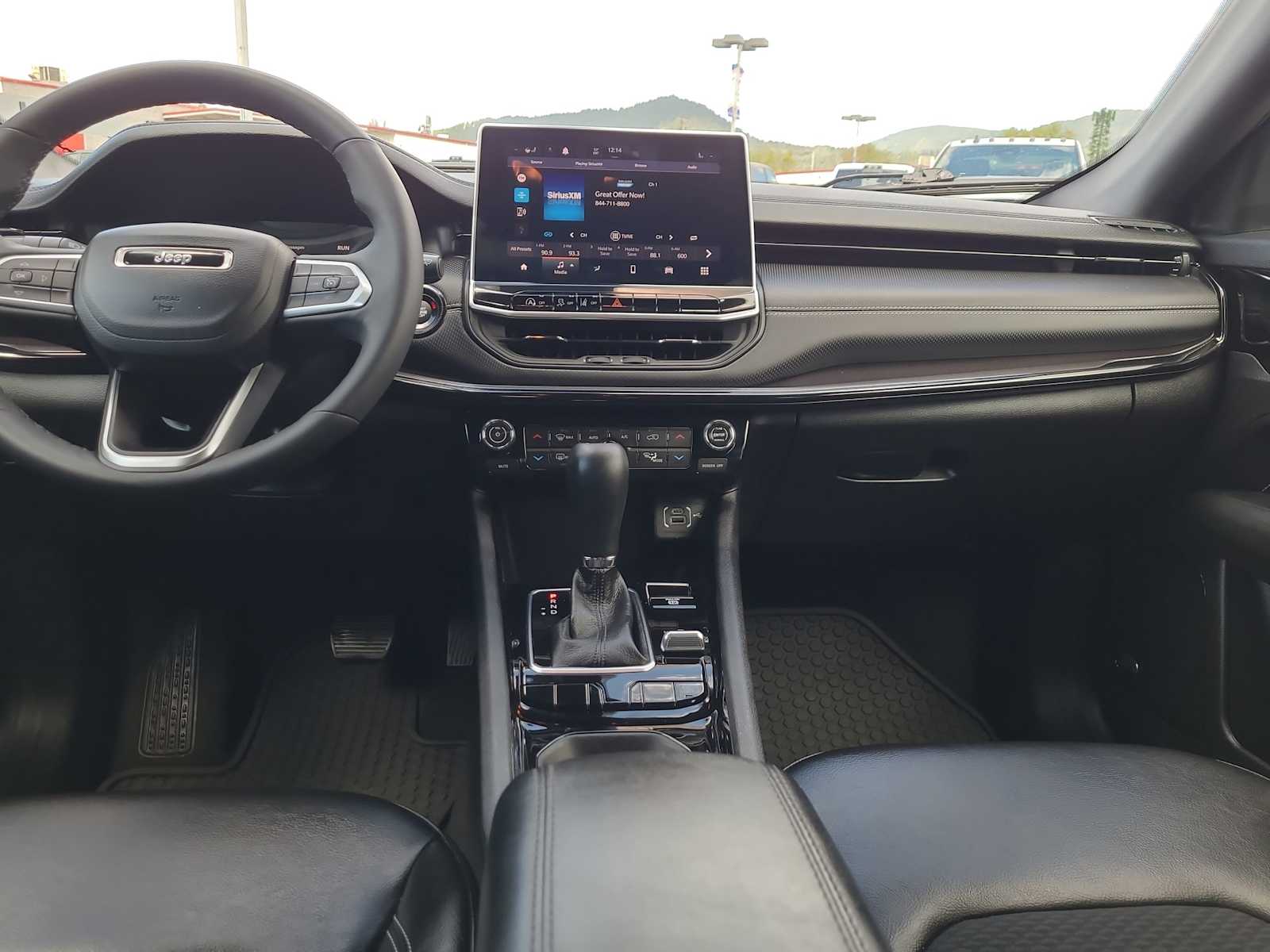 Thumbnail: 2023 Jeep Compass - 18