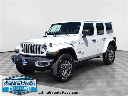 New 2024 Jeep Wrangler 4-DOOR SAHARA Sport Utility Grants Pass, OR