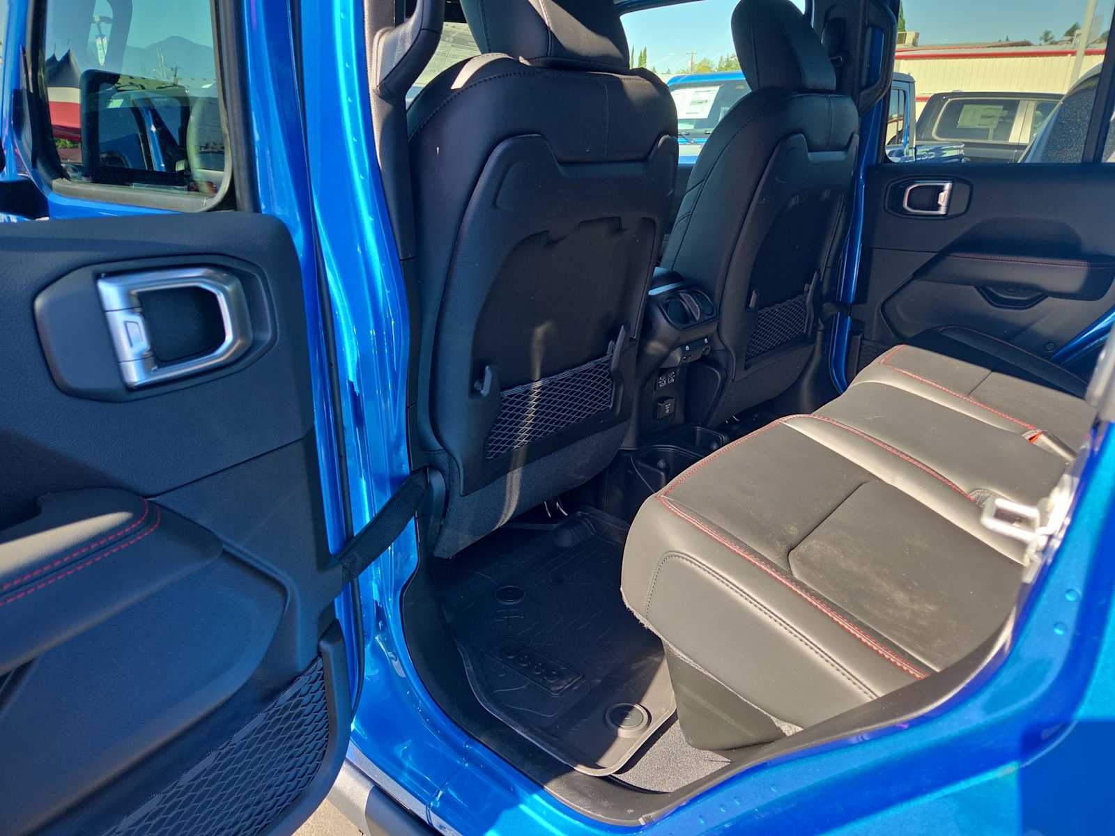 Thumbnail: 2026 Jeep Gladiator - 20