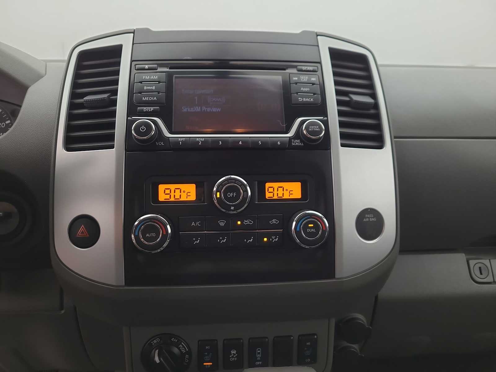 Thumbnail: 2016 Nissan Frontier - 24