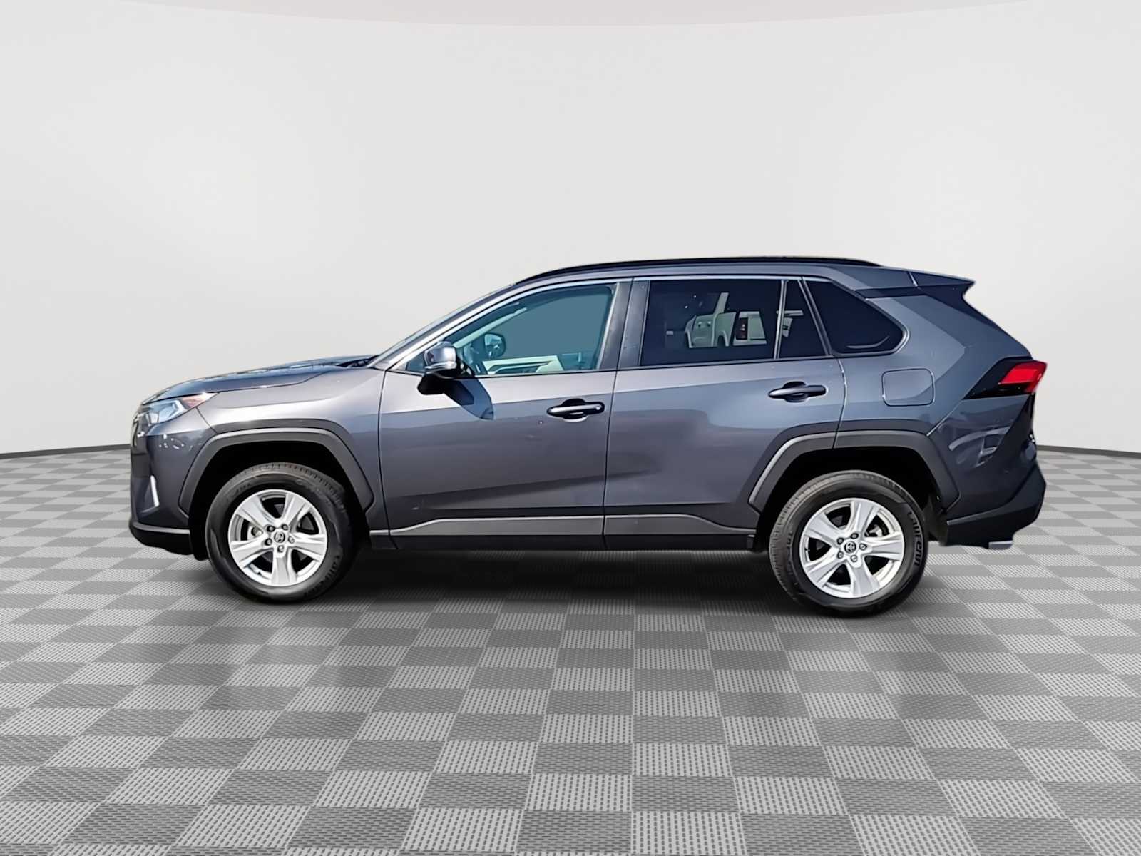 Thumbnail: 2021 Toyota RAV4 - 5