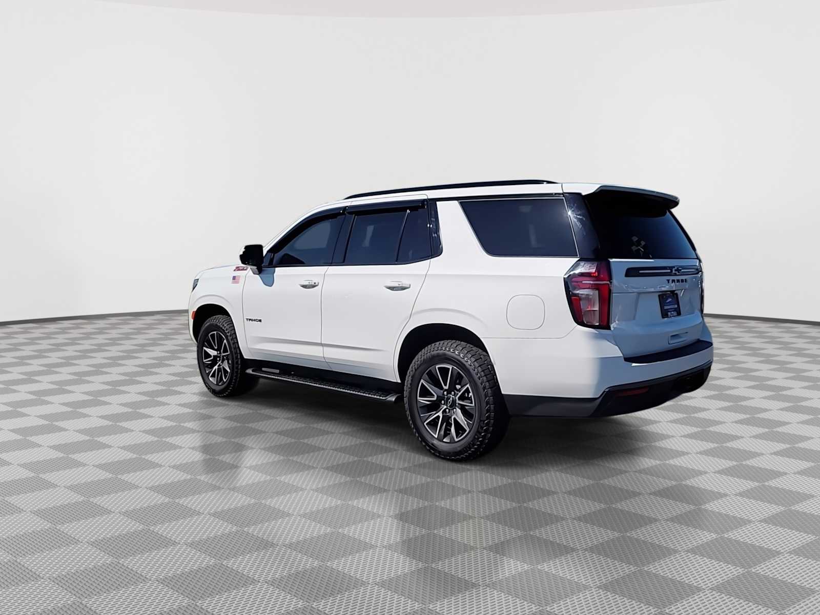 Thumbnail: 2022 Chevrolet Tahoe - 6