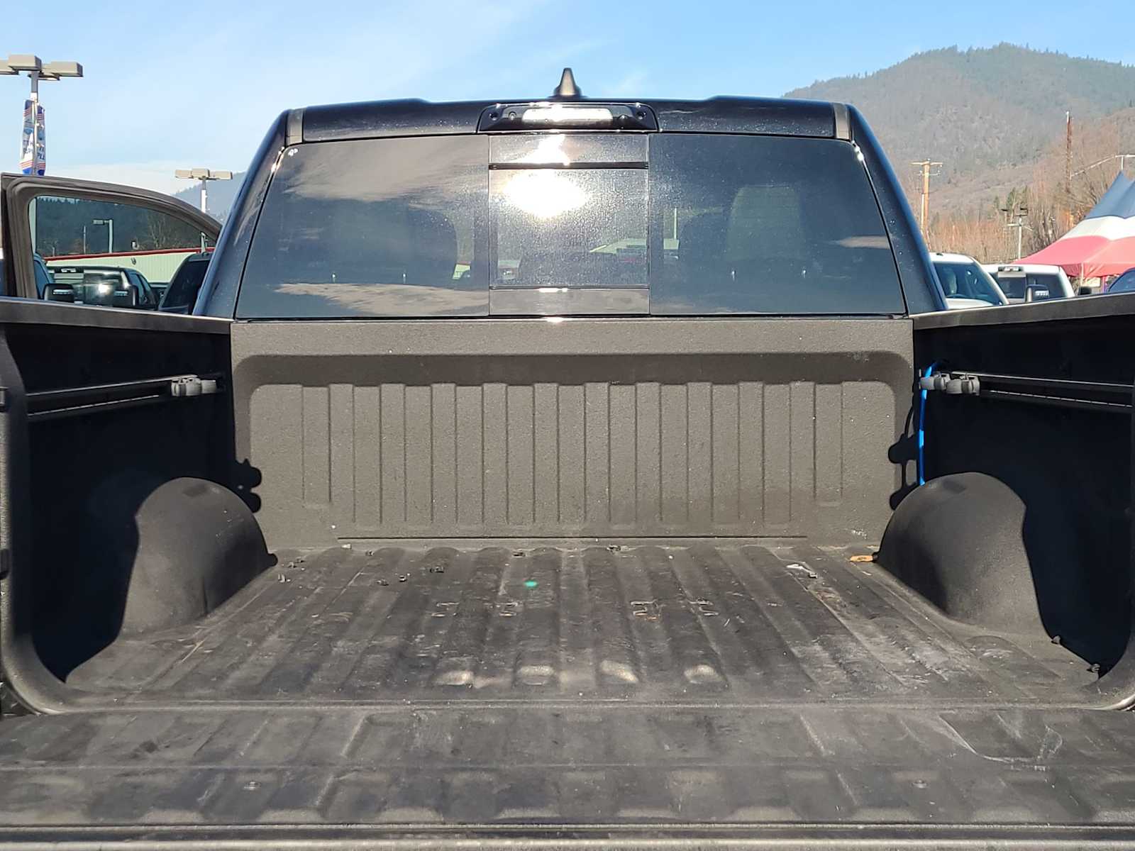 Thumbnail: 2021 RAM 1500 - 27