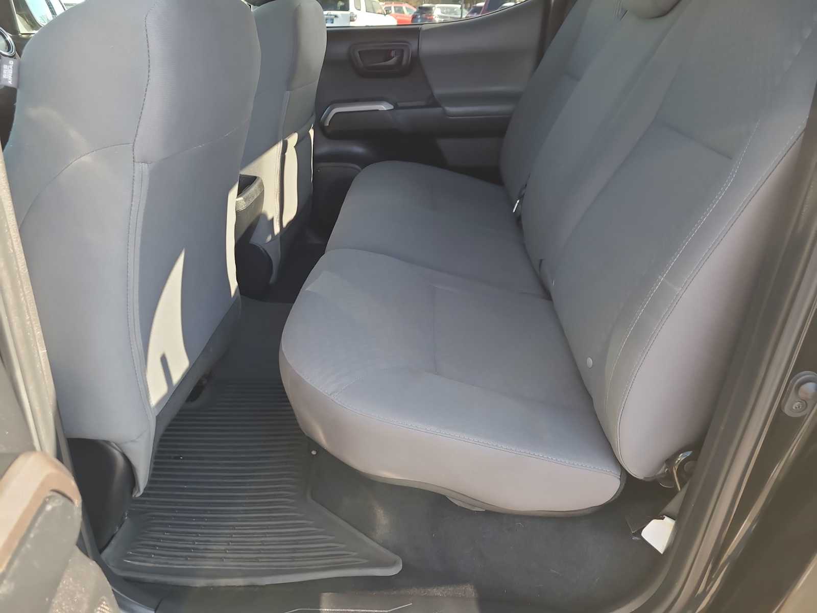 Thumbnail: 2022 Toyota Tacoma - 21