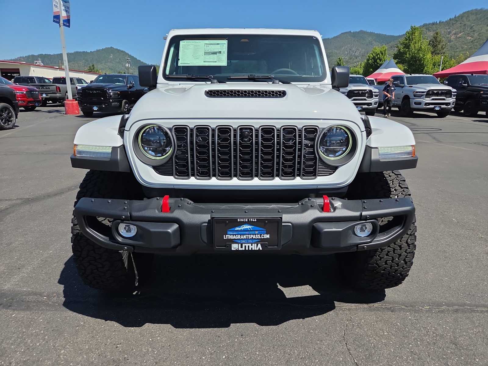 Thumbnail: 2026 Jeep Wrangler - 14