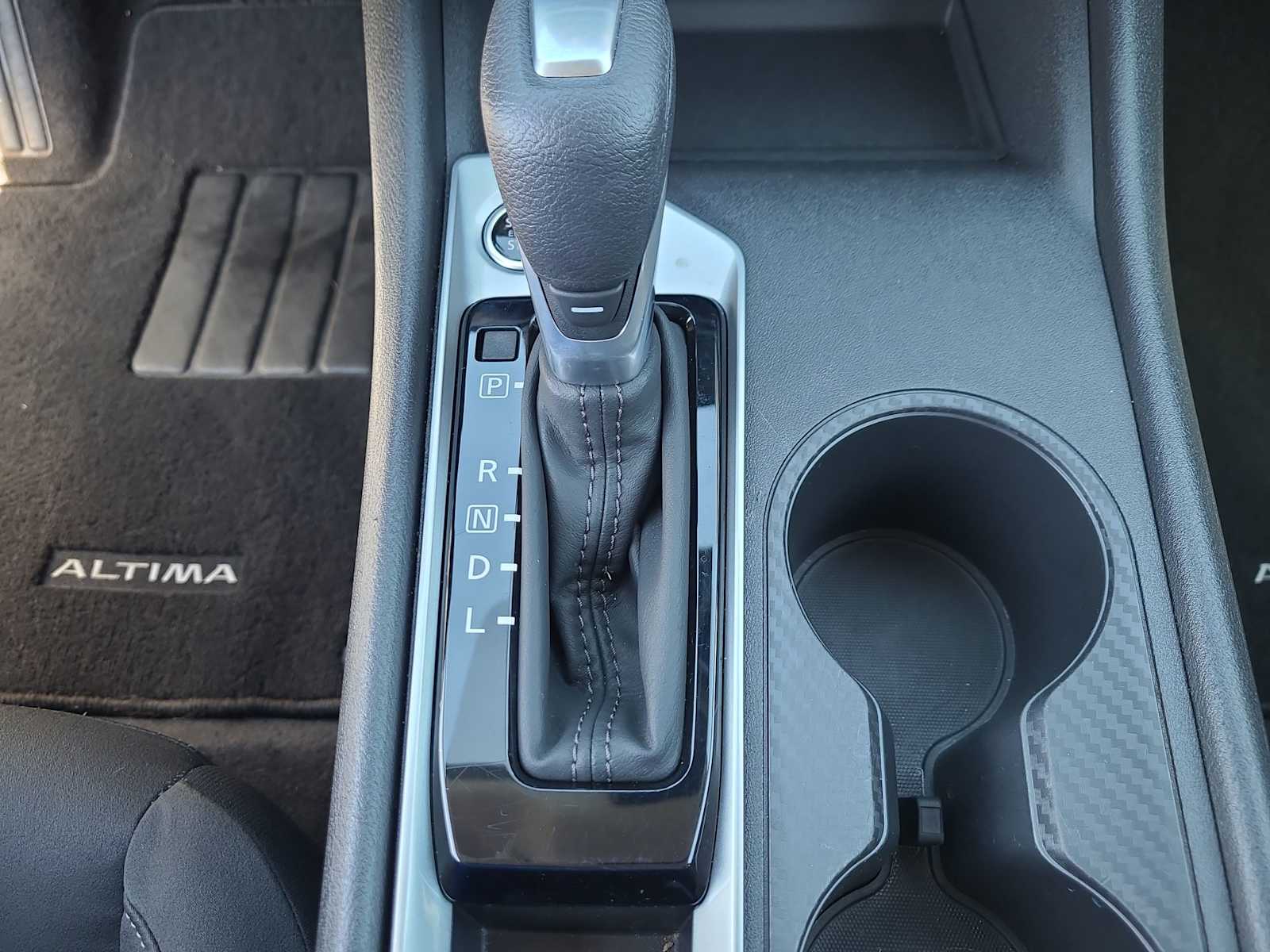 Thumbnail: 2025 Nissan Altima - 25