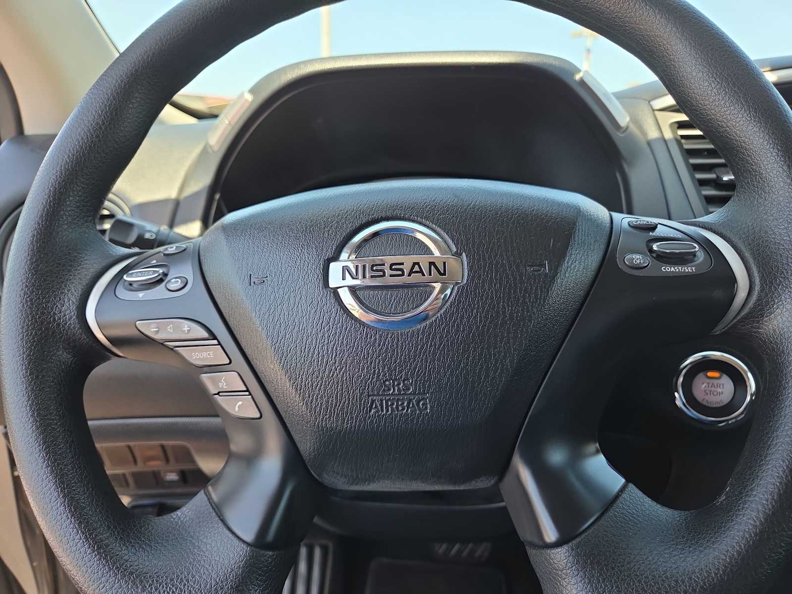 Thumbnail: 2020 Nissan Pathfinder - 23