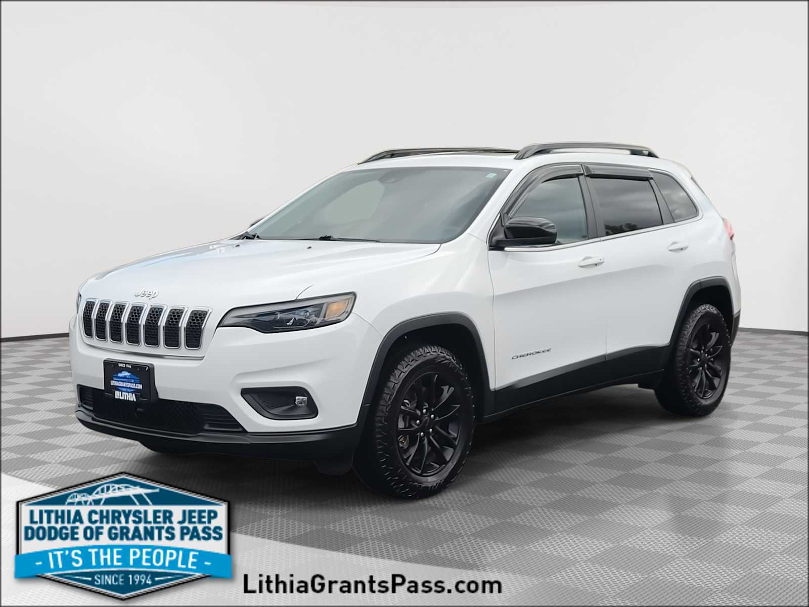 Thumbnail: 2022 Jeep Cherokee - 1