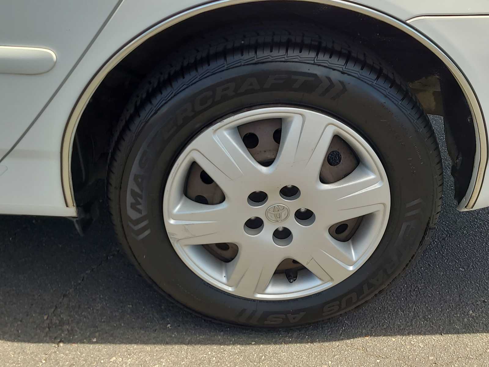 Thumbnail: 2005 Toyota Corolla - 16