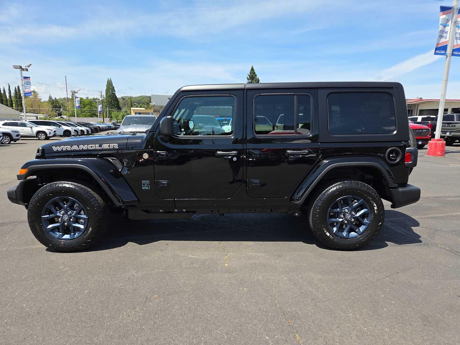 Thumbnail: 2026 Jeep Wrangler - 11
