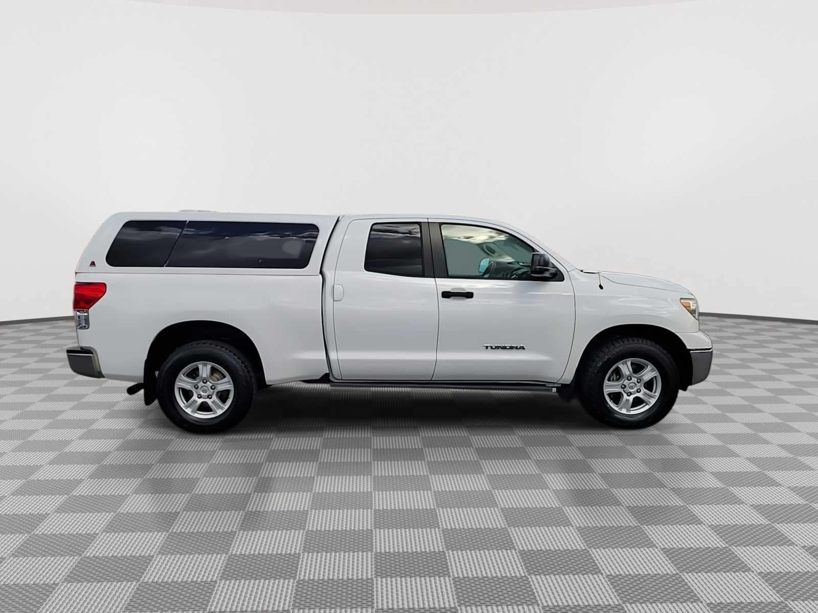 Thumbnail: 2012 Toyota Tundra - 9