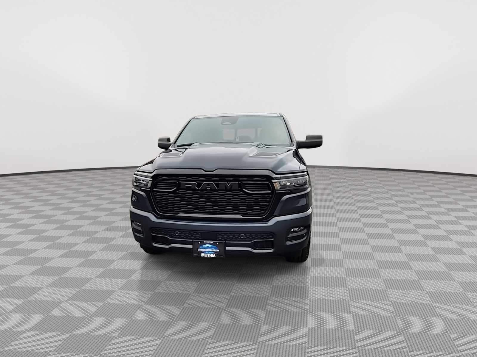 Thumbnail: 2026 RAM 1500 - 3