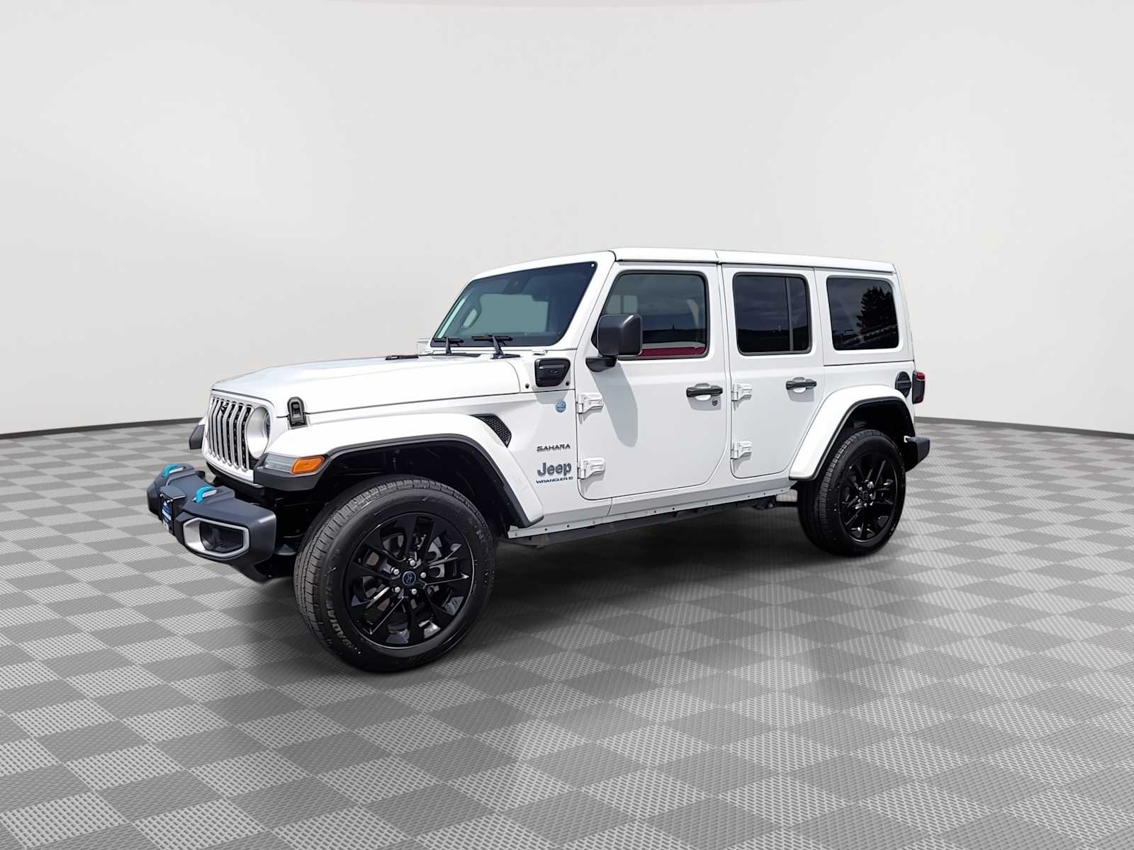 2024 Jeep Wrangler Sahara 4
