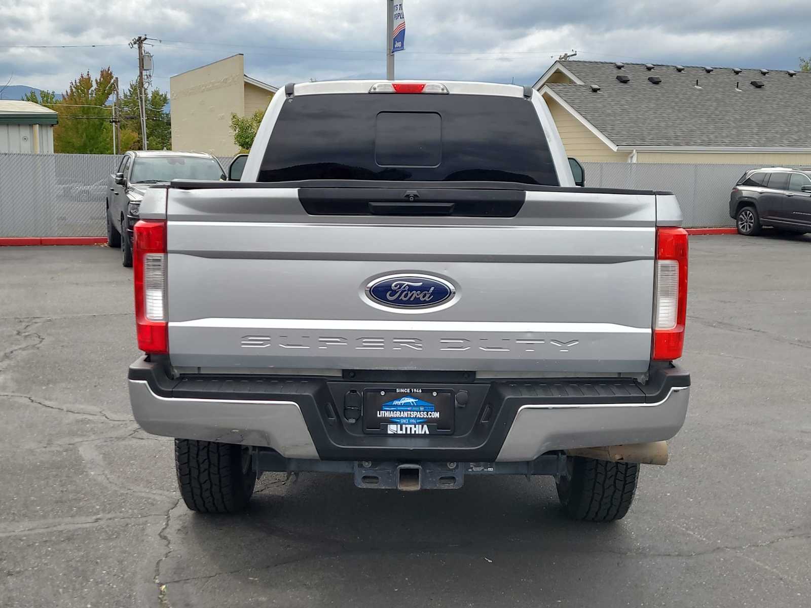 Thumbnail: 2019 Ford Econoline - 13