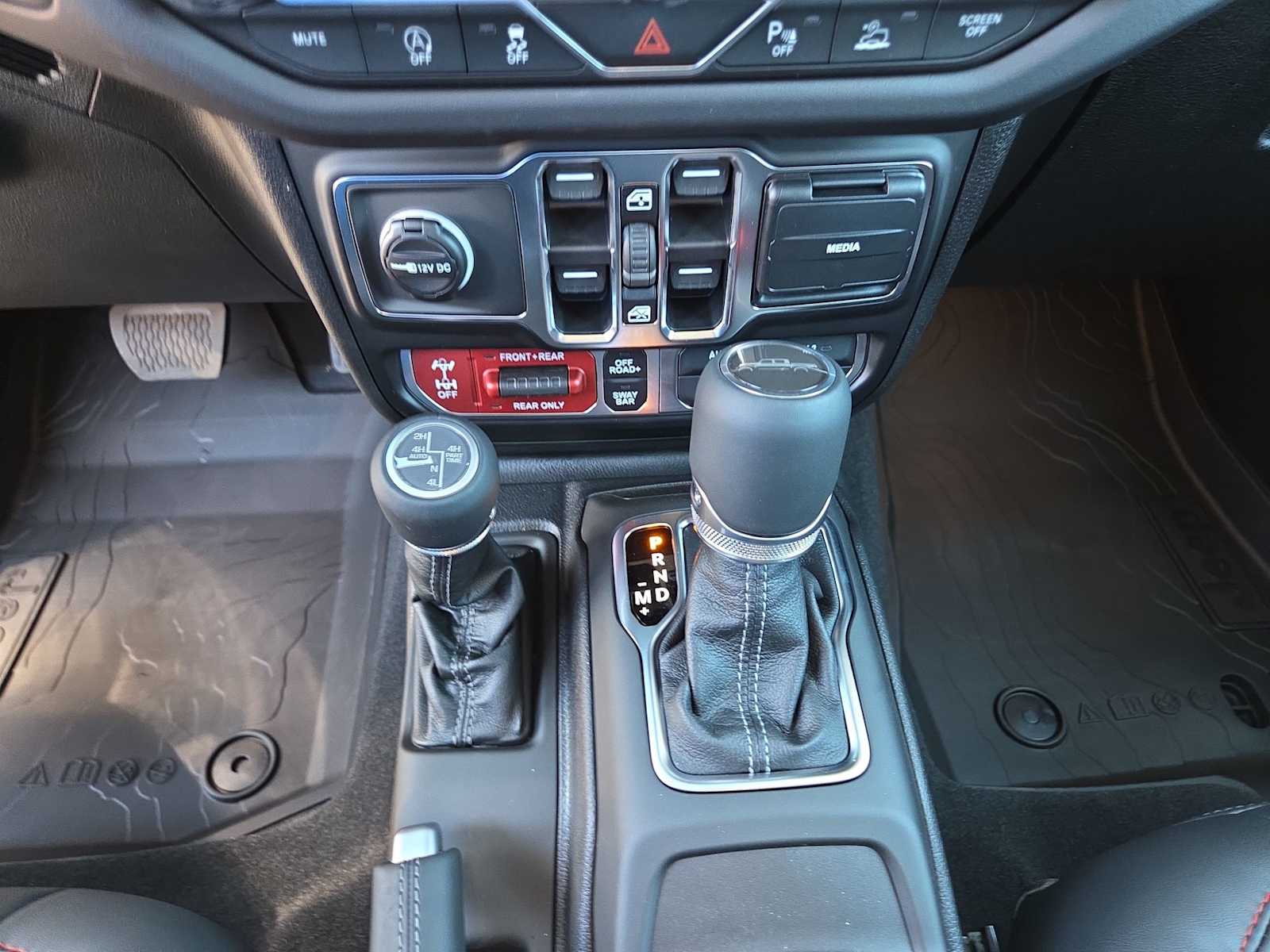 Thumbnail: 2026 Jeep Gladiator - 25