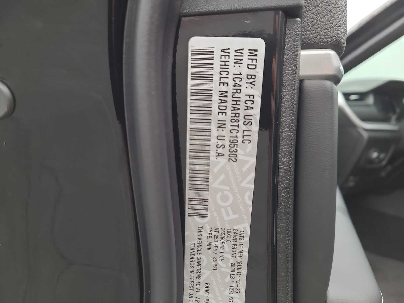 Thumbnail: 2026 Jeep Grand Cherokee - 29