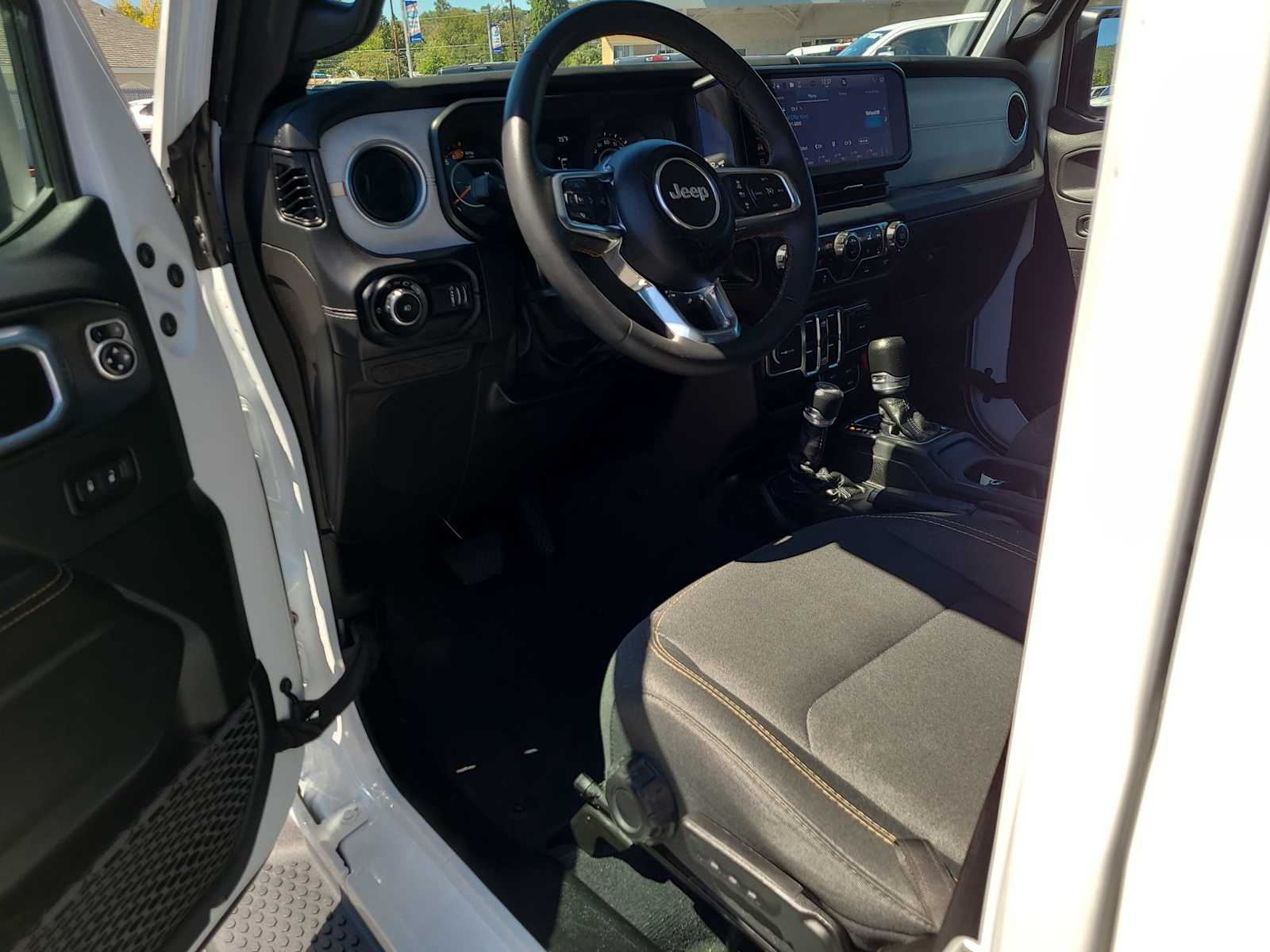 Thumbnail: 2024 Jeep Wrangler - 9