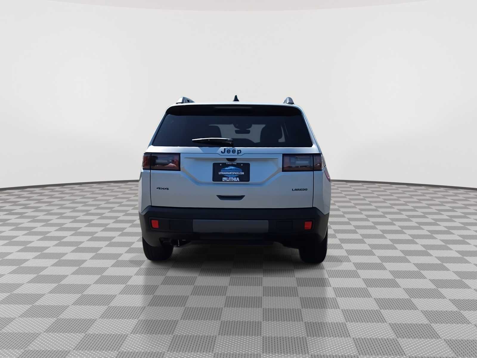 Thumbnail: 2026 Jeep Cherokee - 7