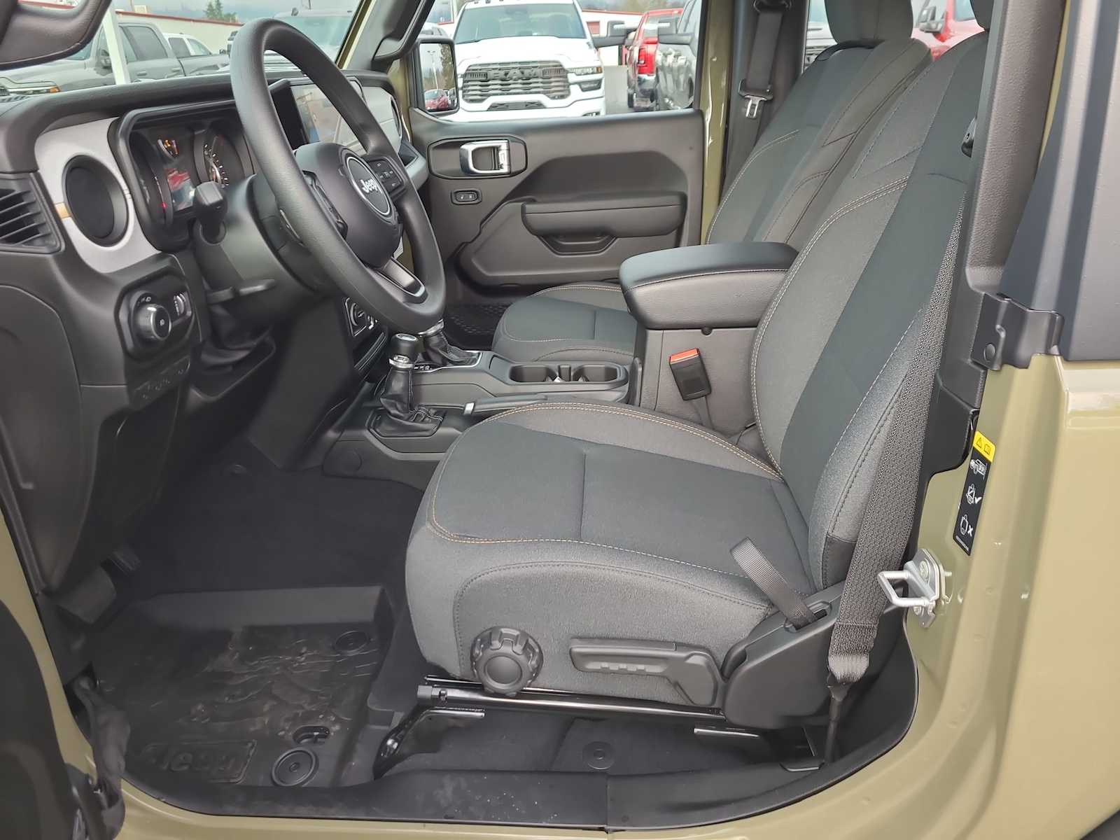 Thumbnail: 2026 Jeep Wrangler - 19