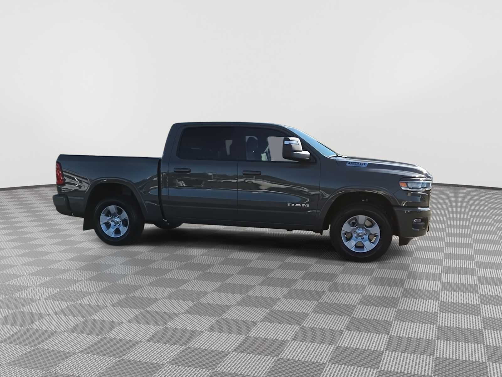 Thumbnail: 2026 RAM 1500 - 9