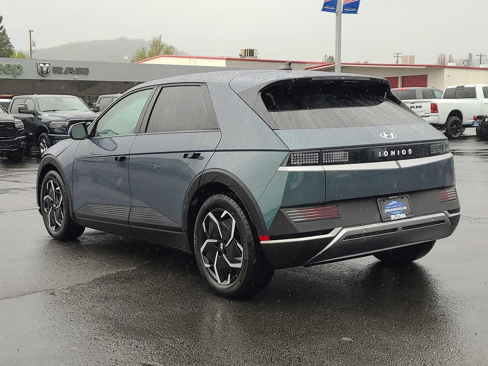 Thumbnail: 2024 Hyundai Ioniq 5 - 12