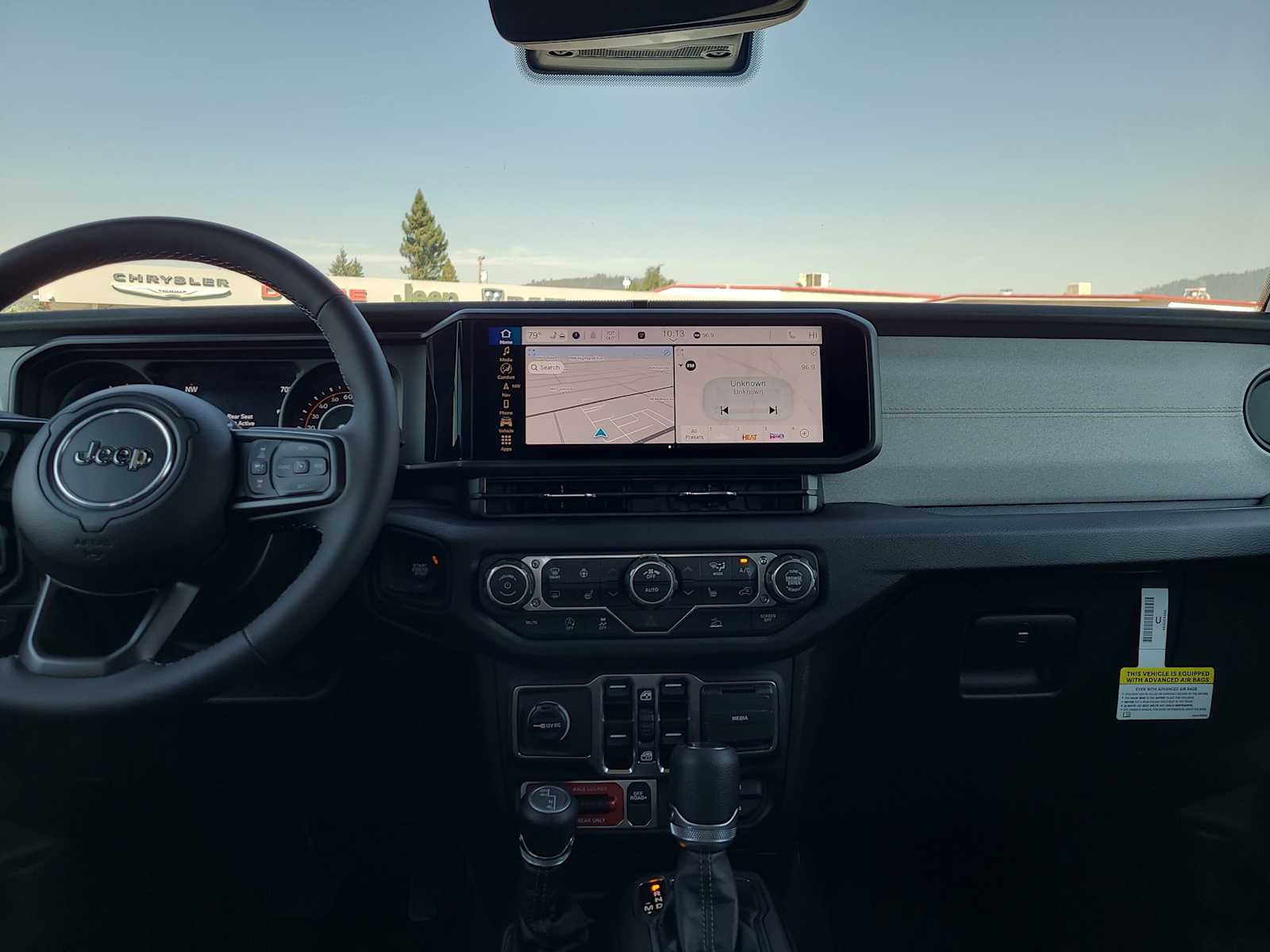 Thumbnail: 2025 Jeep Gladiator - 18