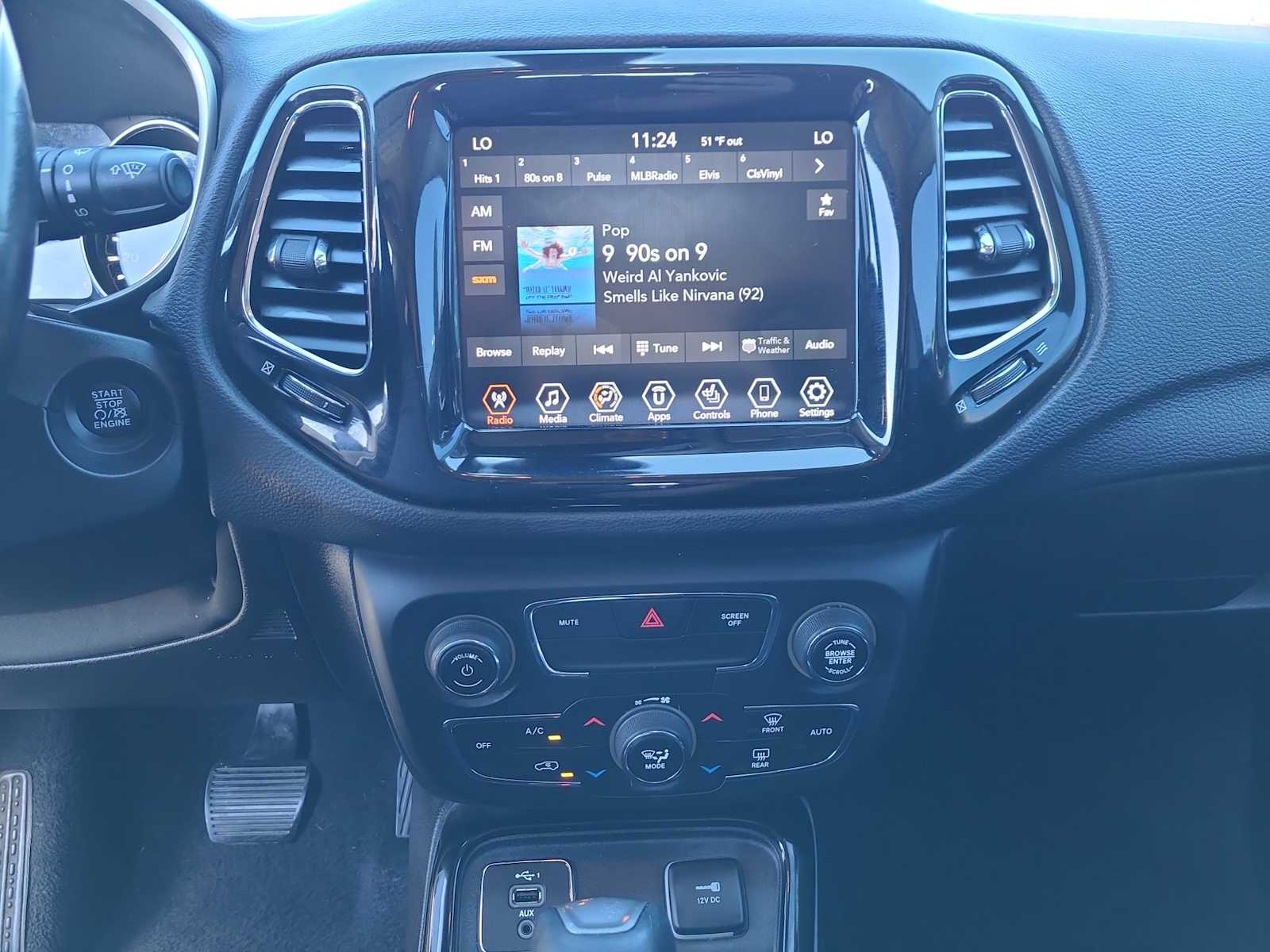Thumbnail: 2019 Jeep Compass - 24