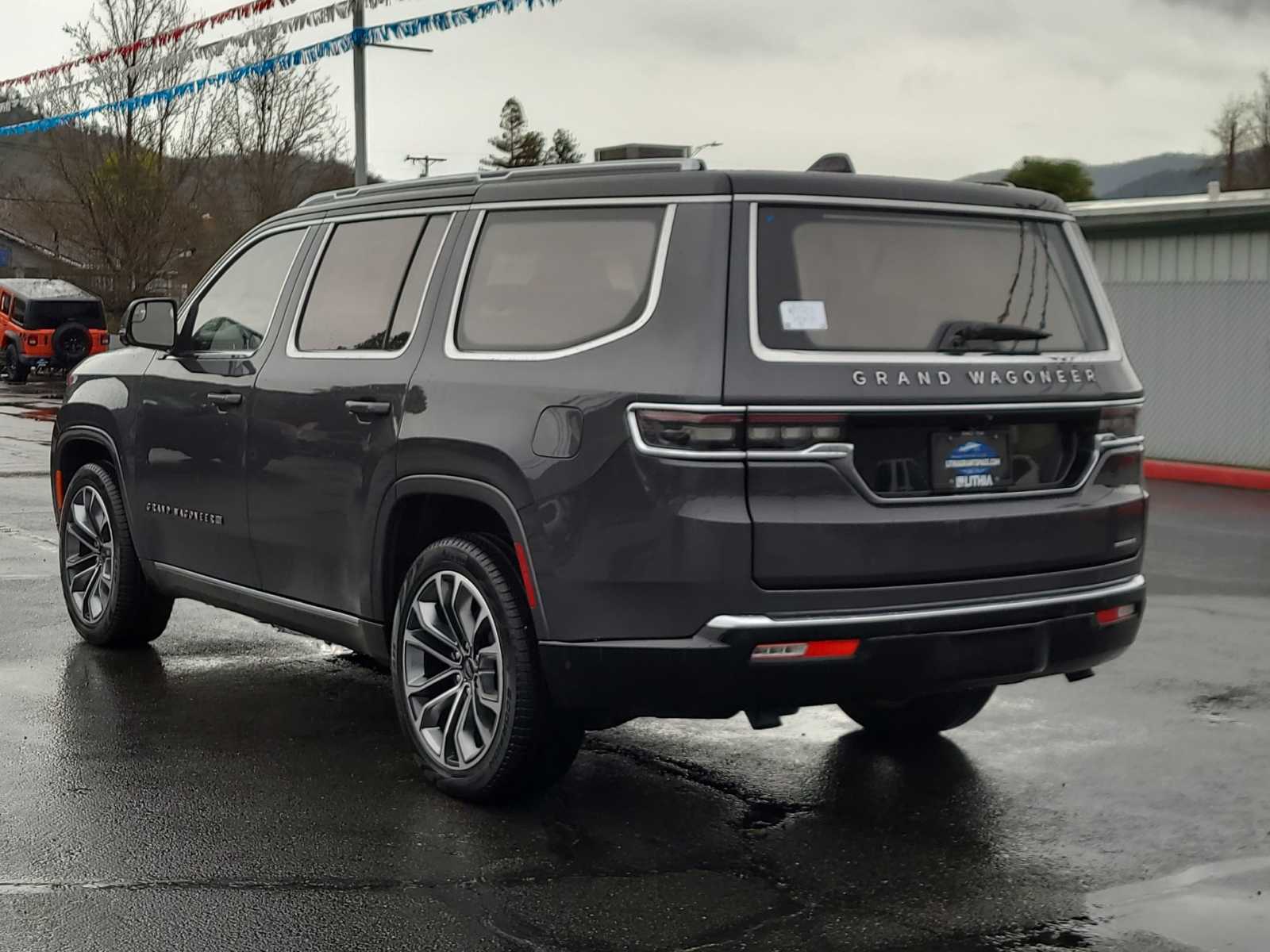 2024 Jeep Grand Wagoneer Series III 12