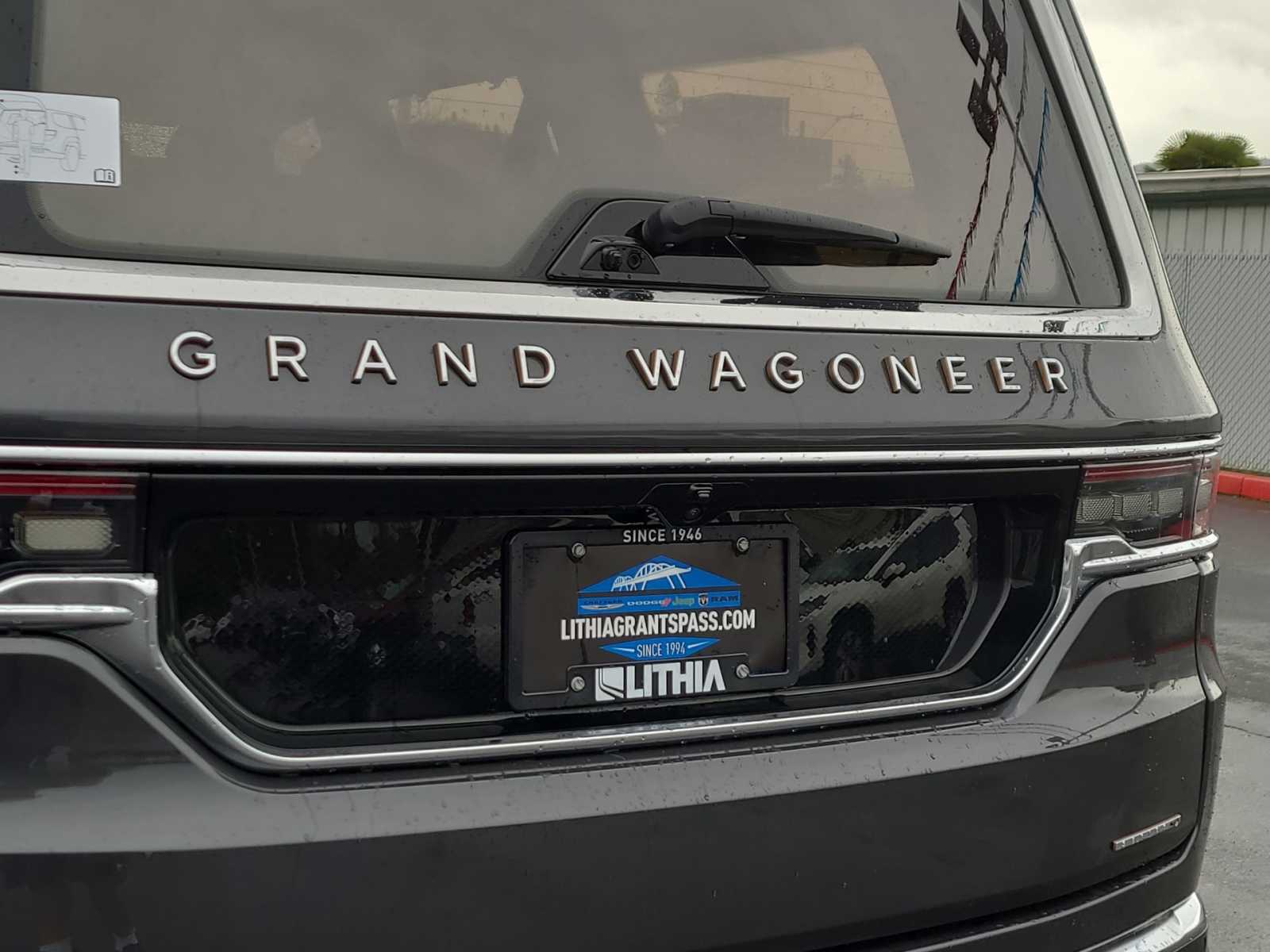 2024 Jeep Grand Wagoneer Series III 15