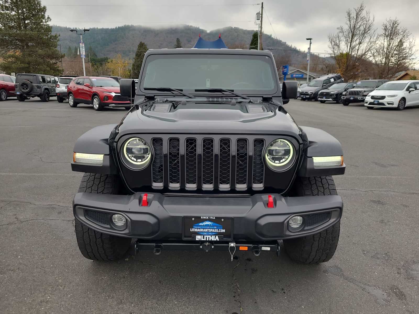 Thumbnail: 2021 Jeep Gladiator - 14