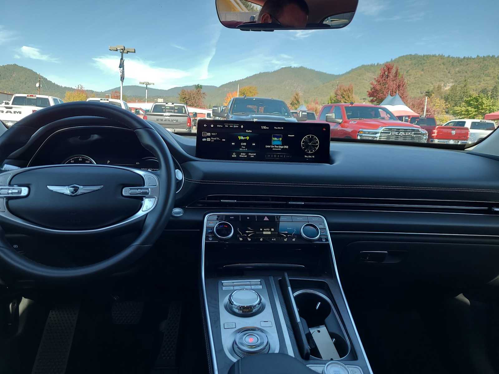 Thumbnail: 2024 Genesis GV80 - 18