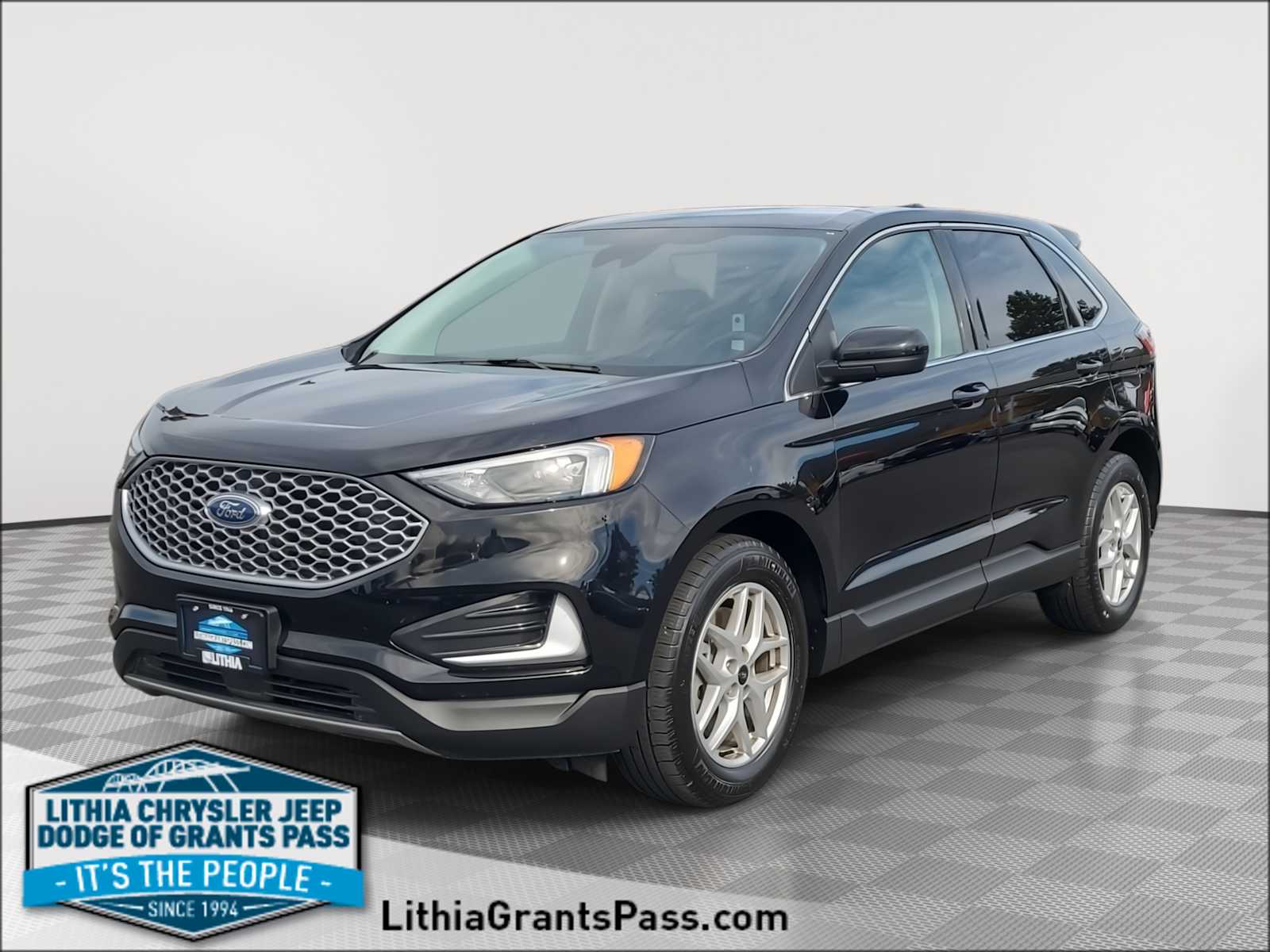2024 Ford Edge SEL's photo