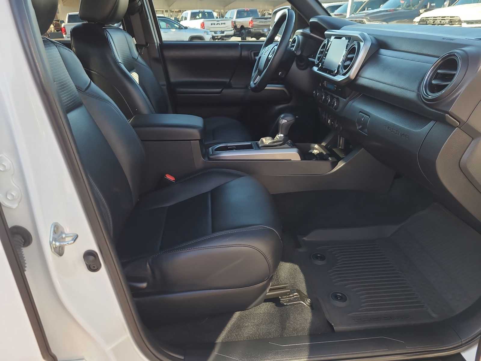 Thumbnail: 2023 Toyota Tacoma - 22