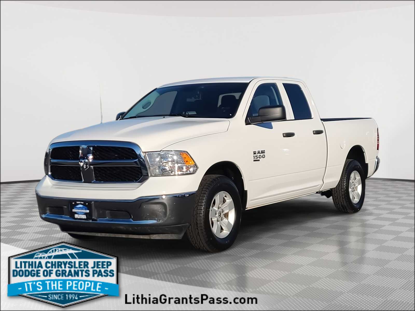Thumbnail: 2024 RAM 1500 Classic - 1