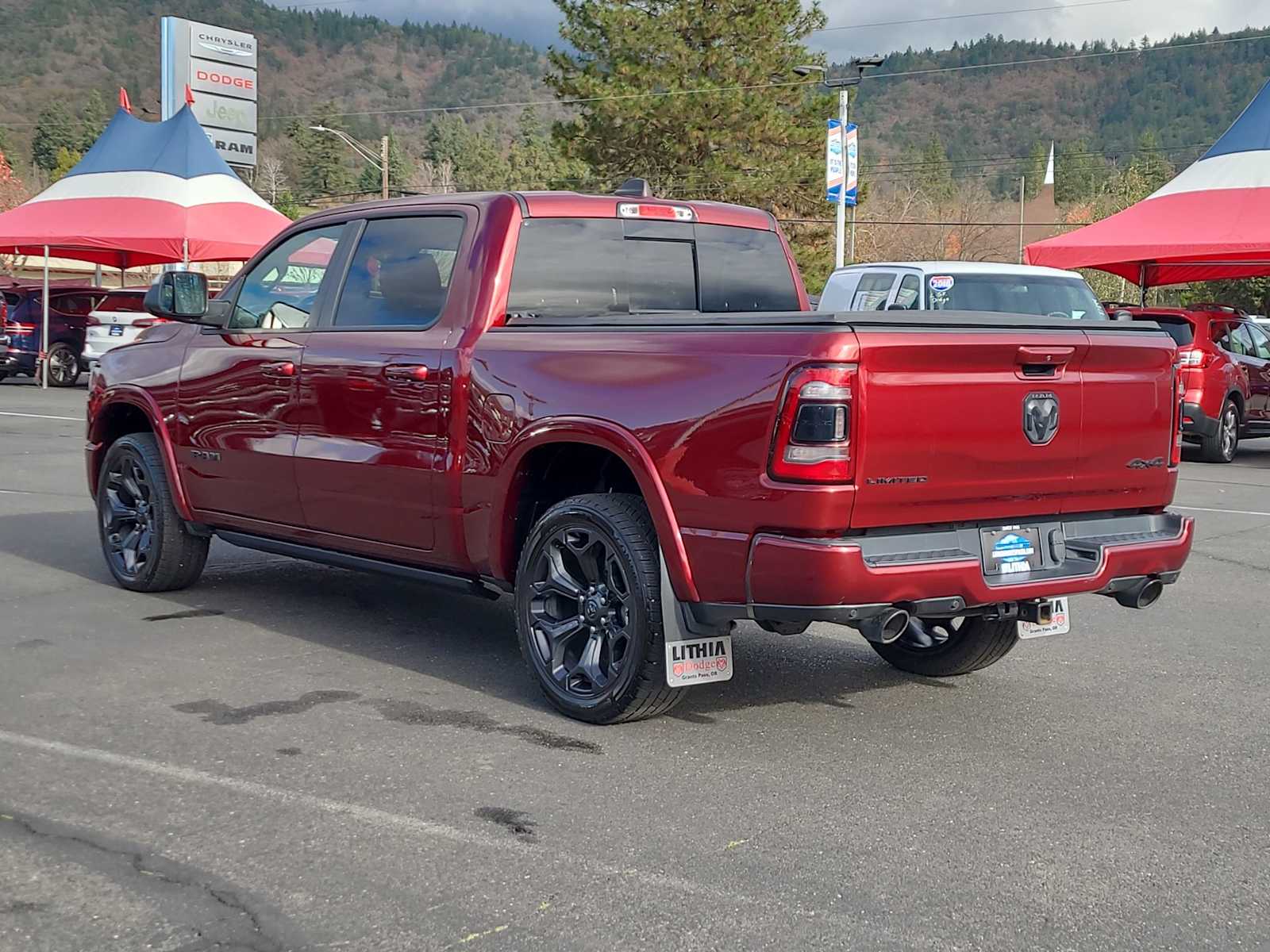 Thumbnail: 2021 RAM 1500 - 12