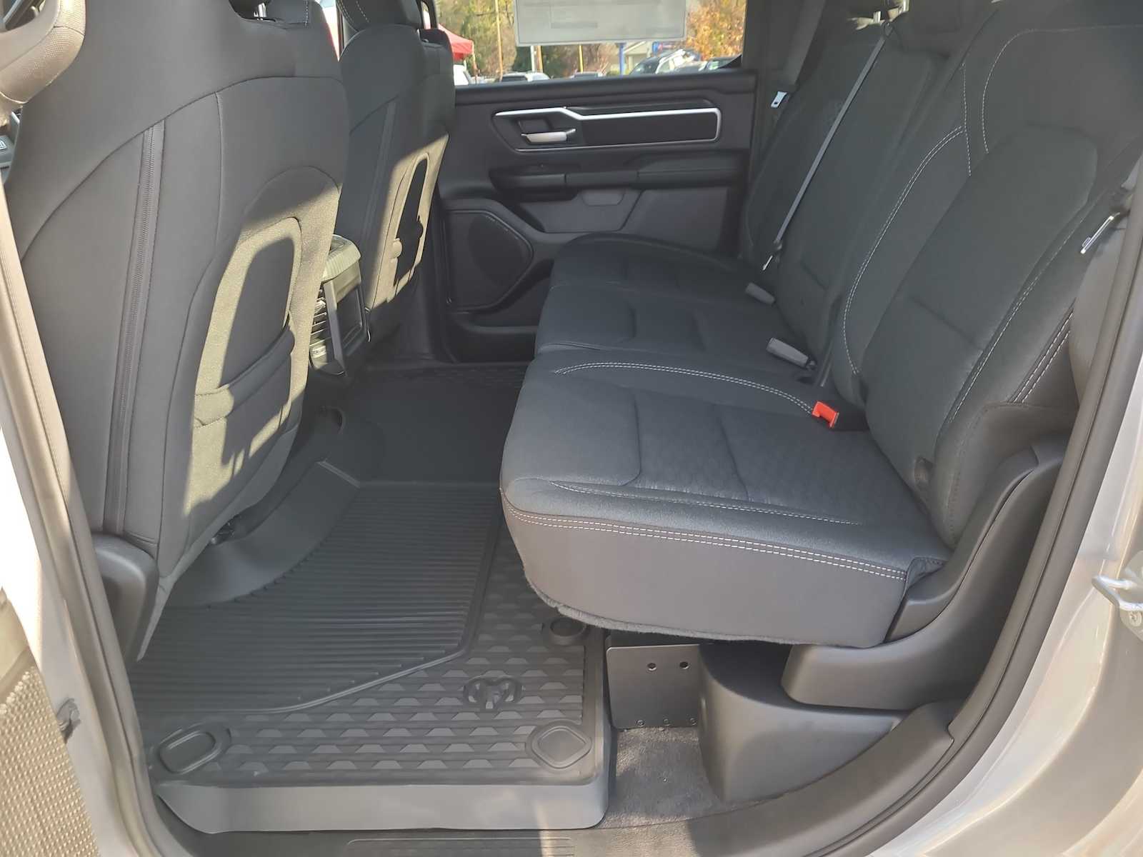 Thumbnail: 2026 RAM 1500 - 21