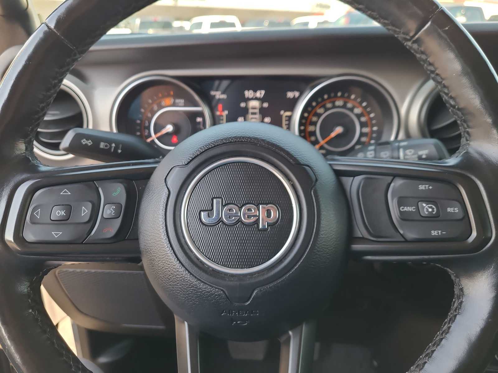 Thumbnail: 2021 Jeep Wrangler - 22